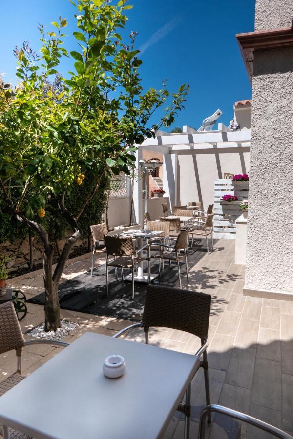 Marme Hotel San Teodoro  Luaran gambar