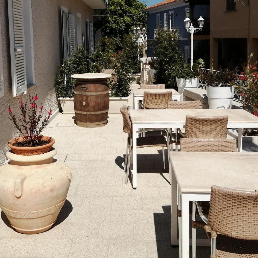 Marme Hotel San Teodoro  Luaran gambar