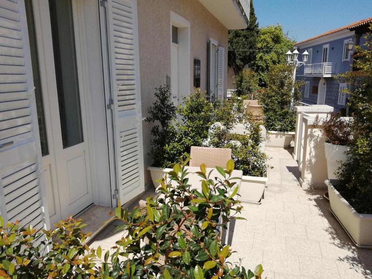 Marme Hotel San Teodoro  Luaran gambar