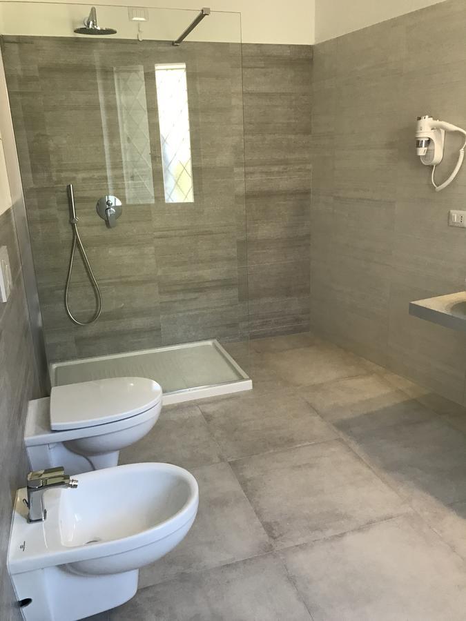 Marme Hotel San Teodoro  Luaran gambar