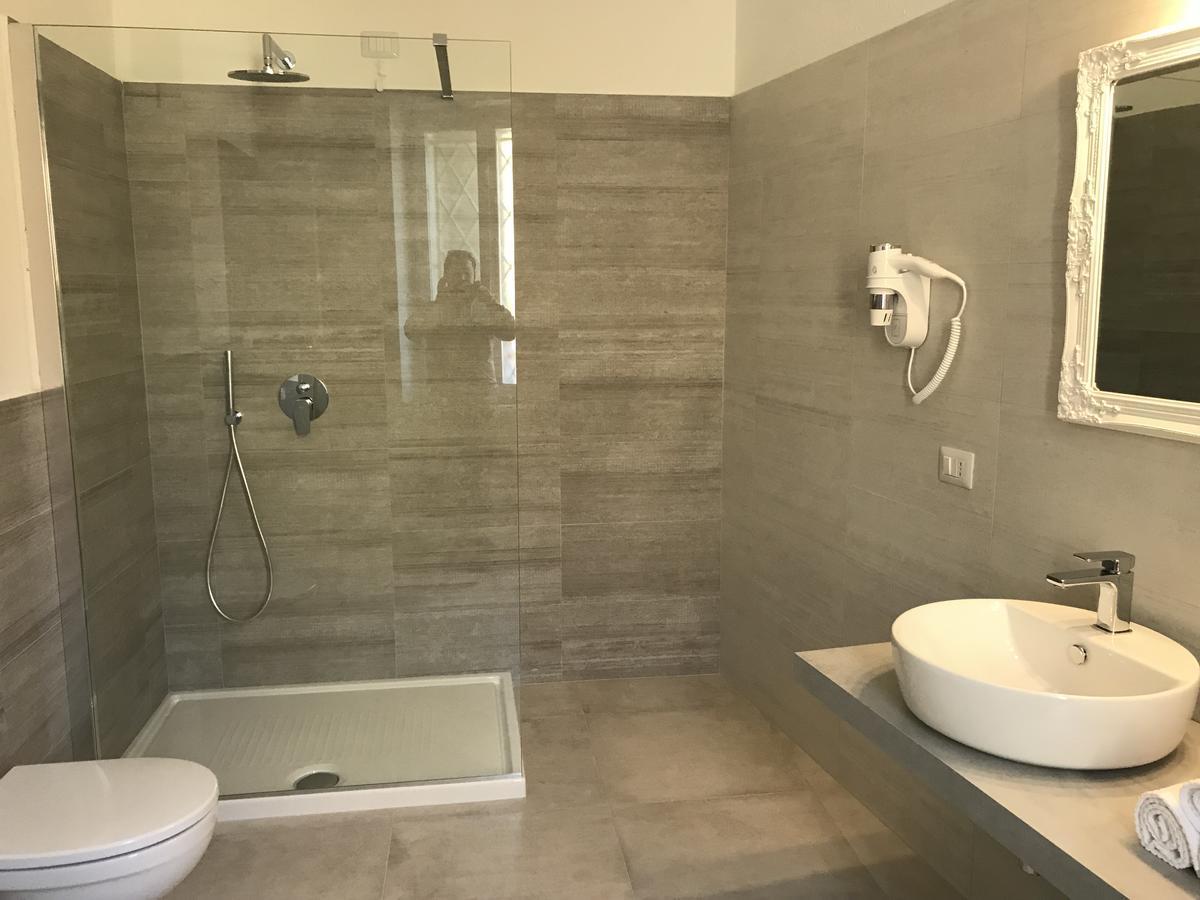 Marme Hotel San Teodoro  Luaran gambar